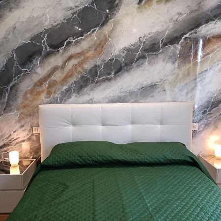 0541 Guest House 리미니 외부 사진